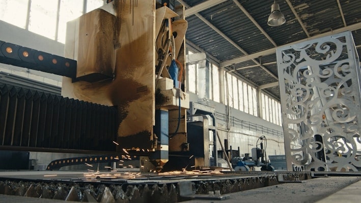 Salony wystawowe i warsztaty