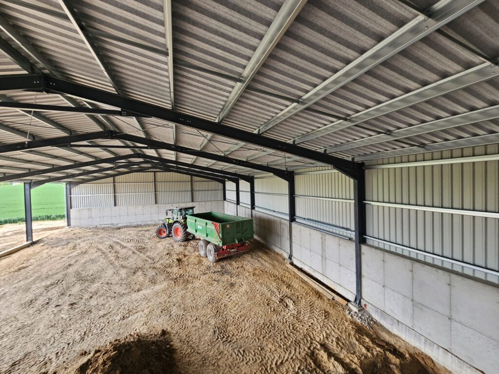 Wie kann ich den Bau einer landwirtschaftlichen Halle vor der Ernte schaffen?